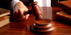 ASALT LA TRIBUNAL! MII DE PITEŞTENI, DAȚI ÎN JUDECATĂ