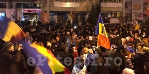 ZIUA 5. ACUM, ÎN PITEȘTI: „VREM JUSTIȚIE, NU CORUPȚIE!”