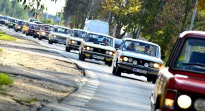 CARAVANĂ SPECTACULOASĂ ÎN PIAȚA PRIMĂRIEI