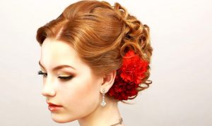 VREI SĂ DEVII HAIRSTYLIST? URMEAZĂ CEL MAI BUN CURS!