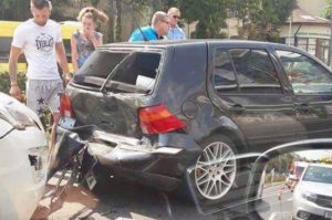 ACCIDENT ÎN PITEȘTI. TREI MAȘINI IMPLICATE
