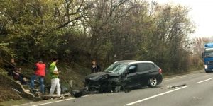 ARGEȘ: IMPACT PE ȘOSEA. MAȘINI AVARIATE