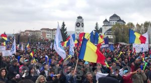 DECIZIE EXTREMĂ LA DACIA: „FACEM GREVĂ!”