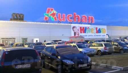 Auchan reacționează cu privire la angajatul care a murit la serviciu