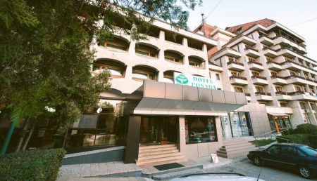 (VIDEO) HOTEL DIN ARGEȘ, OFERTE SPECIALE DE PAȘTE