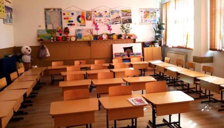 Alte clase din județul Argeș și-au suspendat cursurile fizic