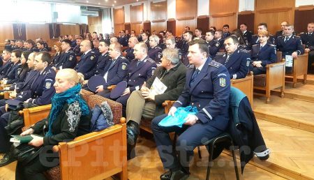 (VIDEO) AVANSĂRI ÎN GRAD LA POLIȚIA ARGEȘ