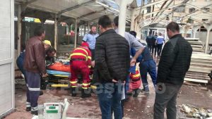 (VIDEO) MUNCITOR DE LA ADP, RĂNIT ȘI DUS LA SPITAL