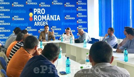 PRO ROMÂNIA ARGEŞ, O NOUĂ ŞEDINŢĂ. BOGDAN IVAN: ”VOM IEŞI ÎN STRADĂ”