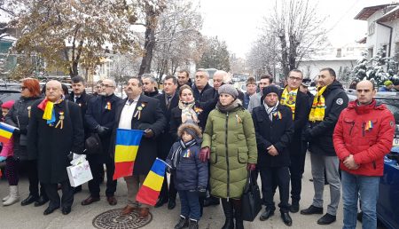 PRO ROMÂNIA ARGEȘ, LA MANIFESTĂRILE DE 1 DECEMBRIE