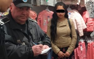 PRINSĂ LA FURAT AZI ÎN MAGAZINUL TRIVALE
