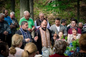 CREDINCIOȘII DIN MIOVENI, INVITAȚI LA IZVORUL TĂMĂDUIRII