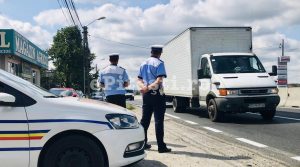 PITEȘTEAN REȚINUT DE POLIȚIE. FURA MAȘINI CA SĂ AJUNGĂ ACASĂ