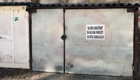 Garajele din Trivale vor fi demolate. Proprietarii, somaţi să evacueze „coteţele”