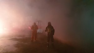 (UPDATE) INCENDIU LA O CASĂ DIN RUCĂR