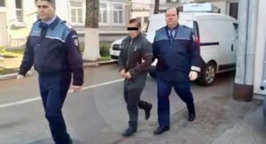 (VIDEO) ARGEȘEAN ÎNCĂTUȘAT ȘI ARESTAT