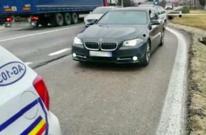 (UPDATE) CE A PĂȚIT ȘOFERUL DE BMW CARE A IGNORAT SEMNALUL POLIȚIȘTILOR PE A1