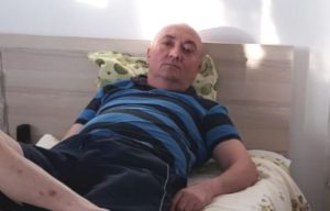 ARGEȘEAN AFLAT ÎN CARANTINĂ: NE-AU ȚINUT ÎN ACEEAȘI CAMERĂ. UNUL ESTE POZITIV