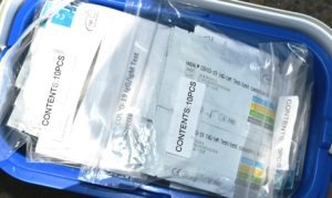 TESTARE DE URGENȚĂ LA SPITALUL LA CARE LUCREAZĂ SOȚIA MEDICULUI INFECTAT DE LA JUDEȚEAN
