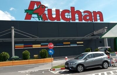 UPDATE: MĂSURI LUATE DE AUCHAN BRADU DUPĂ CE DOI ANGAJAȚI AU FOST CONFIRMAȚI CU COVID-19