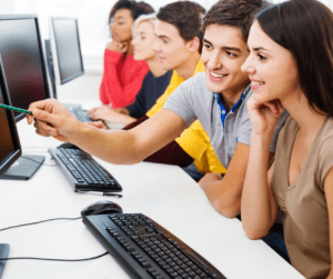 ULTIMELE LOCURI LA CURS OPERATOR CALCULATOR