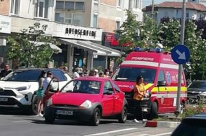 UPDATE/FOTO: TÂNĂRĂ ACCIDENTATĂ LA MIOVENI