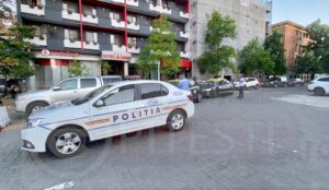 (VIDEO) TAXIMETRIȘTI VERIFICAȚI ȘI APOI GONIȚI DIN ZONA KFC