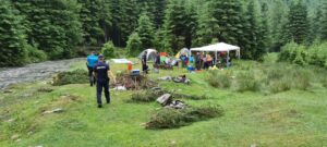 JANDARMII LE-AU STRICAT PETRECEREA DE WEEKEND
