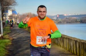 UN JANDARM ARGEȘEAN ALEARGĂ PENTRU O CAUZĂ NOBILĂ
