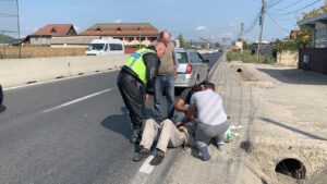 POLIȚIST RUTIER ȘI ÎN AFARA PROGRAMULUI. AGENTUL DANIEL DOBRE, LA DATORIE ORICÂND E NEVOIE