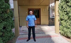 OFIȚER JANDARM, LECTOR LA UN CURS ON-LINE ORGANIZAT DE CENTRUL DE EXCELENȚĂ NATO PENTRU POLIȚIA DE STABILITATE