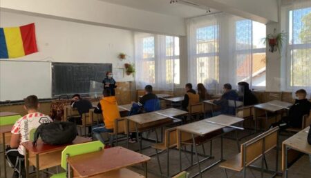 Florin Cîțu, despre redeschiderea școlilor: „Dacă lucrurile rămân așa, este clar că vom începe pe 8 februarie”