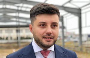 CĂTĂLIN MÎNDROC, CANDIDAT PSD ARGEŞ PENTRU CAMERA DEPUTAŢILOR: „ESTE NEVOIE SĂ SPRIJINIM FIRMELE ŞI PRODUCĂTORII AUTOHTONI!”