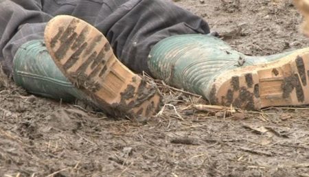 Cadavrul unui bărbat a fost descoperit într-o comună din Argeş