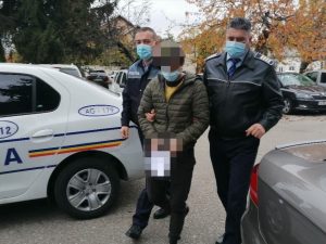 TÂNĂRUL CARE A OMORÂT CU MAȘINA COPILUL DIN MIOVENI, REȚINUT DE POLIȚIȘTI