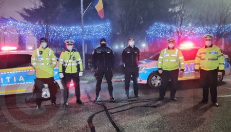 VIDEO: POLIŢIŞTII ARGEŞENI, LA DATORIE ÎN MINIVACANŢA PRILEJUITĂ DE ZIUA NAŢIONALĂ A ROMÂNIEI