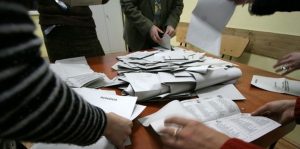ULTIMA ORĂ: REZULTATELE VOTULUI ÎN ARGEŞ. AU FOST NUMĂRATE VOTURILE ÎN TOATE CELE 522 DE SECŢII