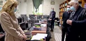 Director din Argeş, „vedetă” naţională pentru fals în acte