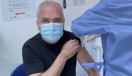 Fostul preşedinte al CJ Argeş s-a vaccinat împotriva Covid-19
