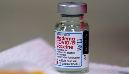 Primim săptămânal vaccin de Moderna, dar încă nu-l utilizăm. Vezi de ce!