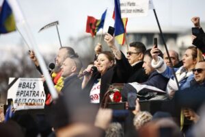 Record de cazuri la ATI soldat cu proteste în stradă