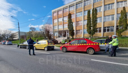 Video: Accident cu victime lângă un liceu din Piteşti