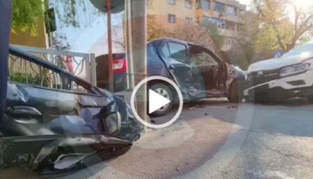 Update/Video: Accident în Piteşti. Trei victime, una încarcerată