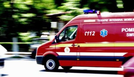 Accident cu victimă și scurgeri de combustibil în Moșoaia