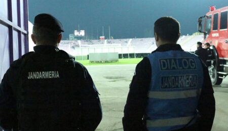 Mobilizare la stadion. Jandarmii, cu ochii pe meciul CS Mioveni-Rapid București