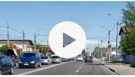 Video/Acum – Sute de mașini la intrarea în Pitești și șoferi înjurând! „Nu puteți lucra noaptea?”