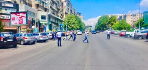 Traficul din zona Pasajului Magnolia, dirijat de polițiștii locali