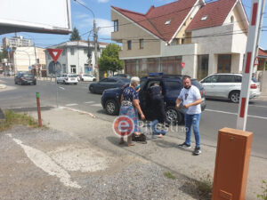 Video: Urgenţă în faţa clinicii Dr. Irimia din Piteşti. Un bărbat s-a prăbuşit în plină stradă