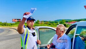 Video: Aşa zis comisar-șef de la Brigada Rutieră, amendat pentru viteză la ieșirea de pe A1