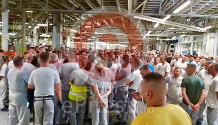Video: Protest la Uzina Dacia. Haos total, salariații au abandonat producția